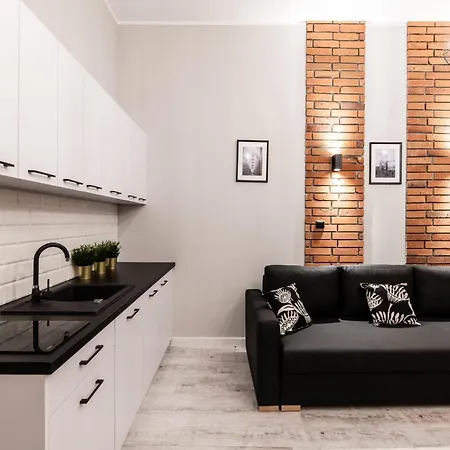 Apartament Dietla 32 *